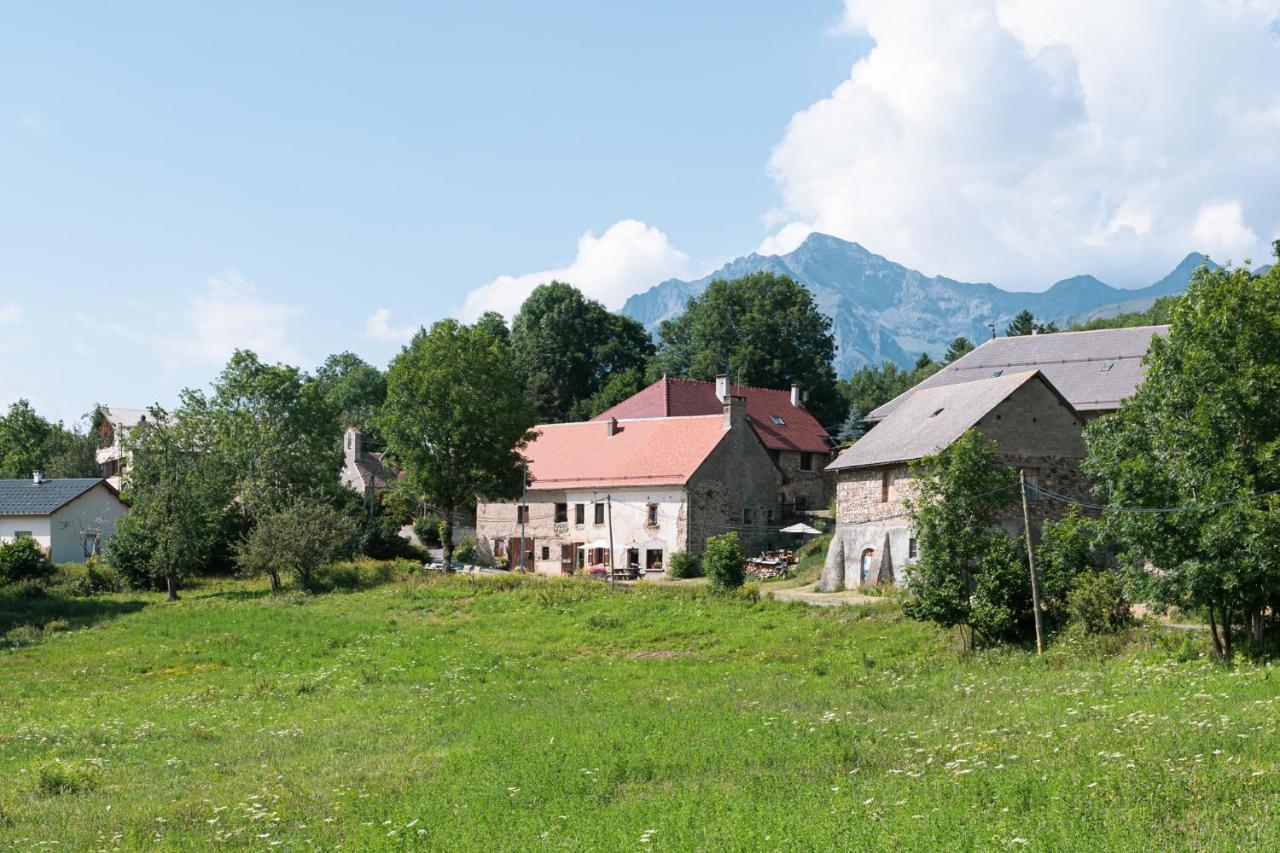 B&B Maisonnel Saint-Bonnet-en-Champsaur Buitenkant foto